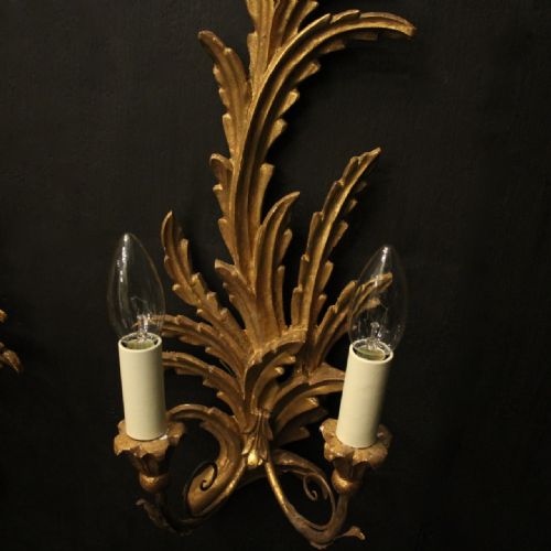 FLORENTINE PAIR OF GILTWOOD LEAF WALL LIGHTS - ADDITIONAL PHOTO 5