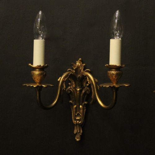 FRENCH PAIR OF GILDED BRONZE TWIN ARM ANTIQUE WALL LIGHTS - ADDITIONAL PHOTO 1