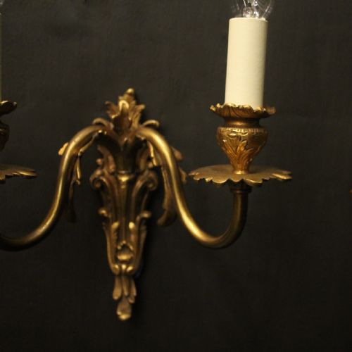 FRENCH PAIR OF GILDED BRONZE TWIN ARM ANTIQUE WALL LIGHTS - ADDITIONAL PHOTO 3