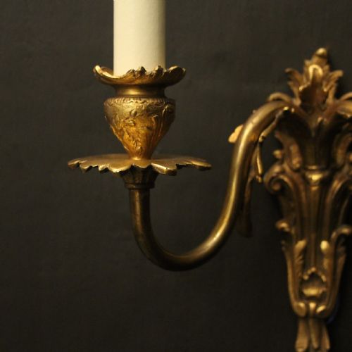 FRENCH PAIR OF GILDED BRONZE TWIN ARM ANTIQUE WALL LIGHTS - ADDITIONAL PHOTO 7