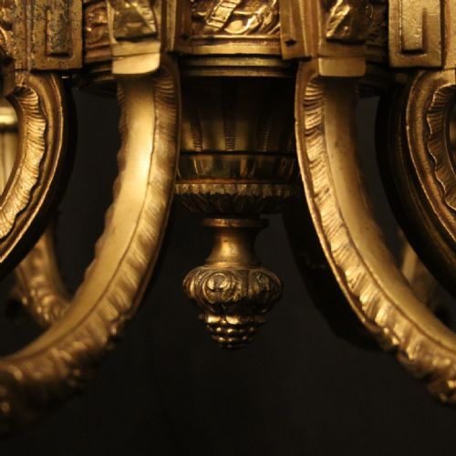 FRENCH GILDED BRONZE 8 LIGHT ANTIQUE CHANDELIER - ADDITIONAL PHOTO 4