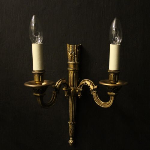 FRENCH PAIR OF GILDED BRONZE ANTIQUE WALL LIGHTS - ADDITIONAL PHOTO 1