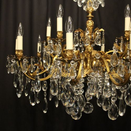 ITALIAN GILDED BRONZE CRYSTAL 20 LIGHT ANTIQUE CHANDELIER - ADDITIONAL PHOTO 3