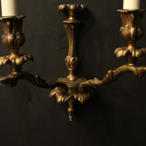 FRENCH PAIR OF GILDED TWIN ARM ANTIQUE WALL LIGHTS - ADDITIONAL PHOTO 5