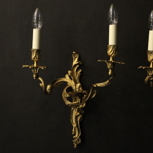 FRENCH PAIR OF BRONZE ANTIQUE WALL SCONCES - ADDITIONAL PHOTO 1