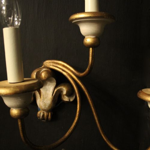 ITALIAN SET OF 4 POLYCHROME GILDED TRIPLE ARM WALL LIGHTS - ADDITIONAL PHOTO 2