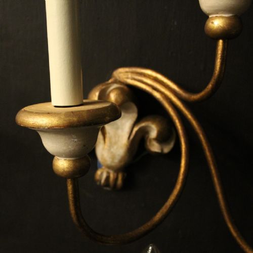 ITALIAN SET OF 4 POLYCHROME GILDED TRIPLE ARM WALL LIGHTS - ADDITIONAL PHOTO 3