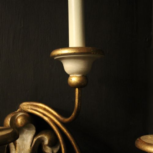 ITALIAN SET OF 4 POLYCHROME GILDED TRIPLE ARM WALL LIGHTS - ADDITIONAL PHOTO 5