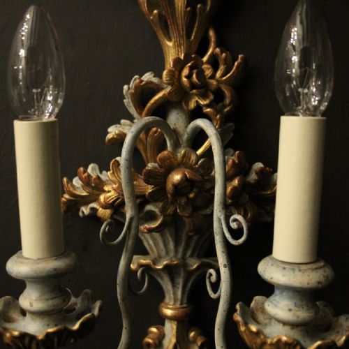 ITALIAN PAIR OF POLYCHROME GILDED WALL LIGHTS - ADDITIONAL PHOTO 5