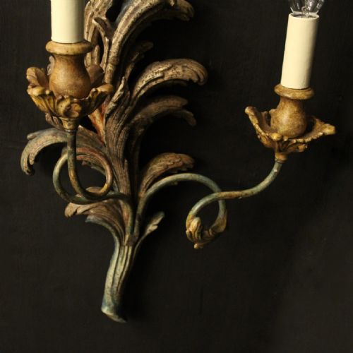 FRENCH PAIR OF POLYCHROME GILDED WALL LIGHTS - ADDITIONAL PHOTO 6