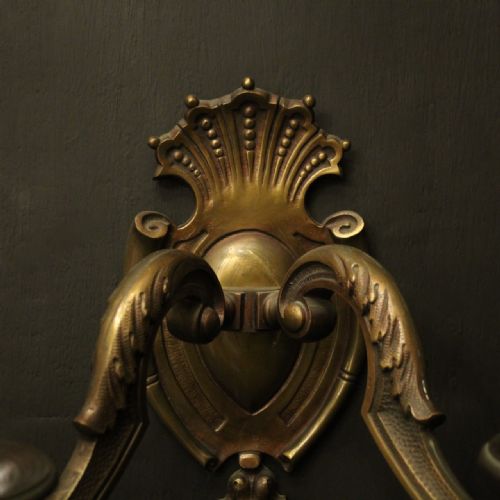 ENGLISH LARGE PAIR OF BRONZE ANTIQUE WALL LIGHTS - ADDITIONAL PHOTO 3