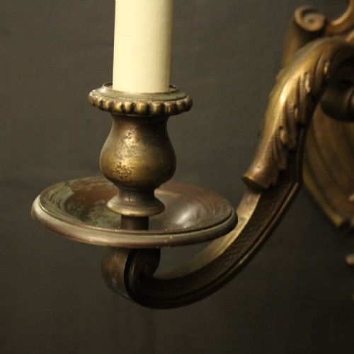 ENGLISH LARGE PAIR OF BRONZE ANTIQUE WALL LIGHTS - ADDITIONAL PHOTO 4