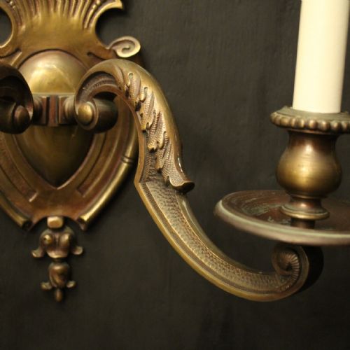 ENGLISH LARGE PAIR OF BRONZE ANTIQUE WALL LIGHTS - ADDITIONAL PHOTO 7