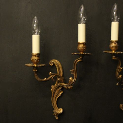 FRENCH PAIR OF GILDED TWIN ARM ANTIQUE WALL LIGHTS - ADDITIONAL PHOTO 1