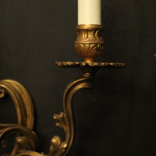 FRENCH PAIR OF GILDED TWIN ARM ANTIQUE WALL LIGHTS - ADDITIONAL PHOTO 4