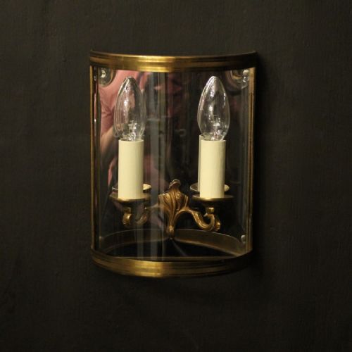 french single gilded convex half lantern - CATEGORY: ANTIQUE LIGHTING - DATED 1930