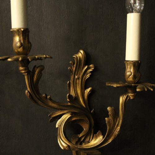 FRENCH PAIR OF GILDED BRONZE ANTIQUE WALL SCONCES - ADDITIONAL PHOTO 2