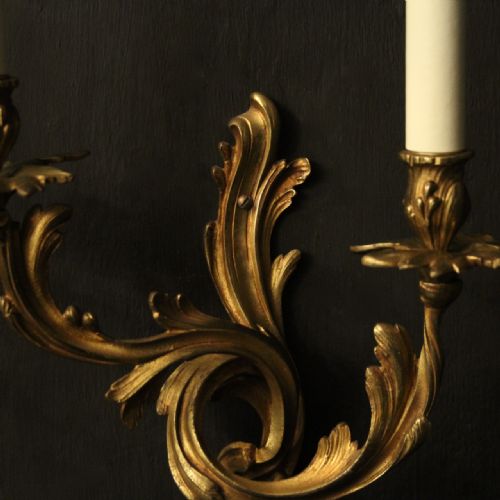 FRENCH PAIR OF BRONZE ANTIQUE WALL SCONCES - ADDITIONAL PHOTO 2
