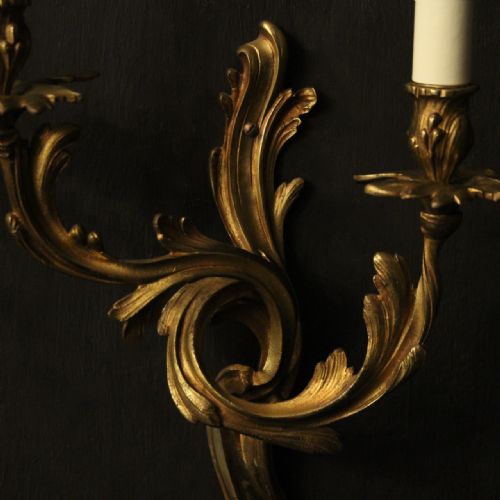 FRENCH PAIR OF BRONZE ANTIQUE WALL SCONCES - ADDITIONAL PHOTO 6