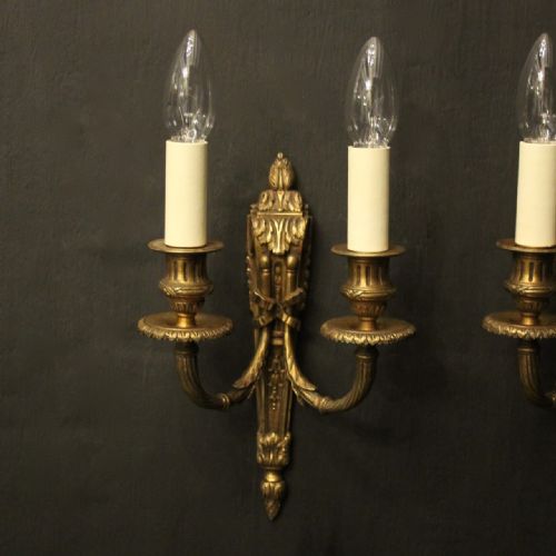 FRENCH PAIR OF GILDED BRONZE ANTIQUE WALL LIGHTS - ADDITIONAL PHOTO 1