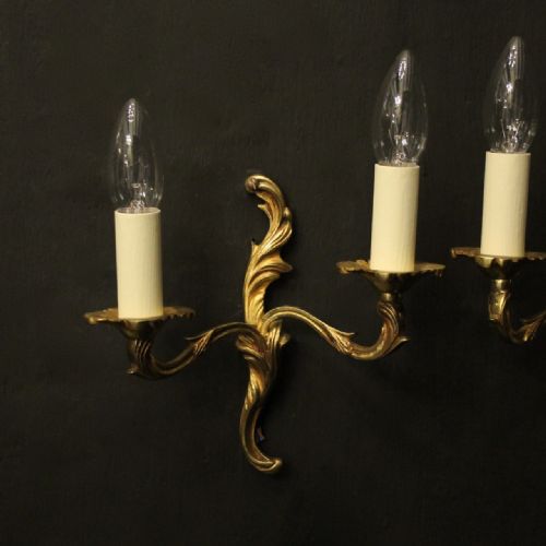 FRENCH SMALL PAIR OF GILDED ANTIQUE WALL LIGHTS - ADDITIONAL PHOTO 1