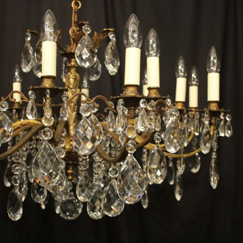 ITALIAN GILDED 16 LIGHT ANTIQUE CHANDELIER - ADDITIONAL PHOTO 2