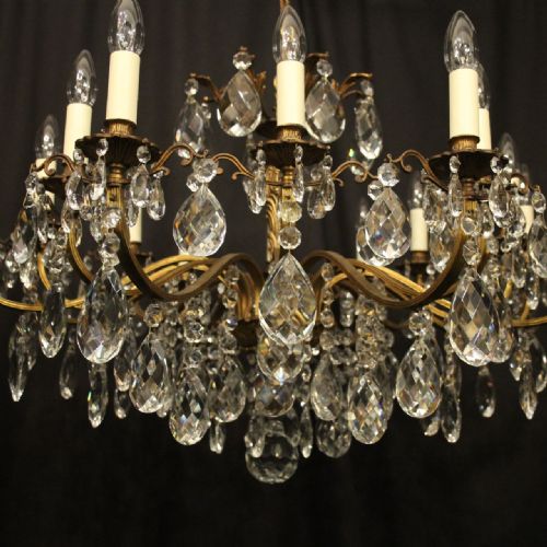 ITALIAN GILDED 16 LIGHT ANTIQUE CHANDELIER - ADDITIONAL PHOTO 6