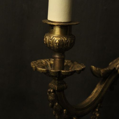 FRENCH PAIR OF BRONZE ANTIQUE WALL SCONCES - ADDITIONAL PHOTO 3