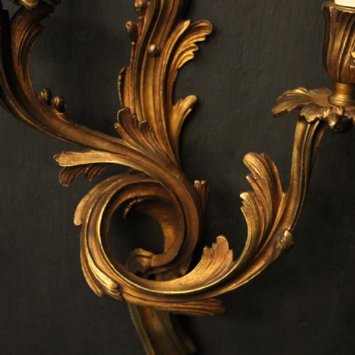 FRENCH PAIR OF BRONZE ANTIQUE WALL SCONCES - ADDITIONAL PHOTO 6