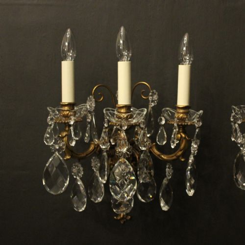 FRENCH PAIR OF GILDED BRONZE TRIPLE ARM ANTIQUE WALL LIGHTS - ADDITIONAL PHOTO 1