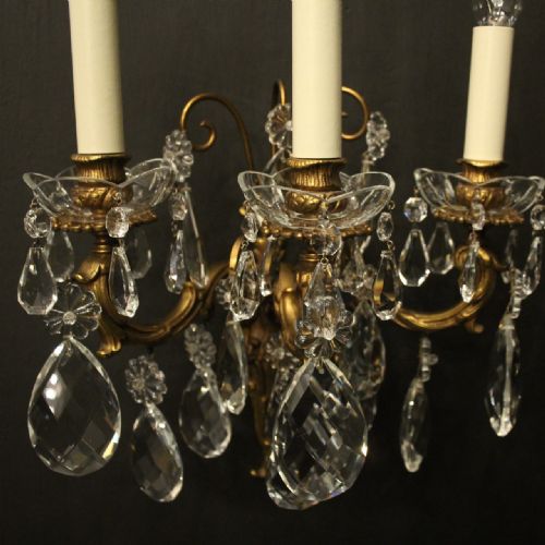 FRENCH PAIR OF GILDED BRONZE TRIPLE ARM ANTIQUE WALL LIGHTS - ADDITIONAL PHOTO 4