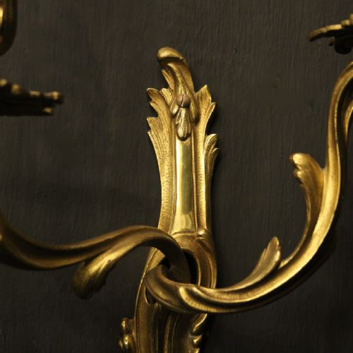 FRENCH PAIR OF GILDED BRONZE ANTIQUE WALL SCONCES - ADDITIONAL PHOTO 3