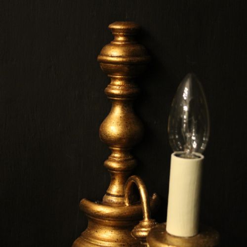ITALIAN PAIR OF GILDED SINGLE ARM WALL LIGHTS - ADDITIONAL PHOTO 2