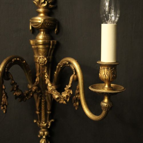 FRENCH PAIR OF GILDED BRONZE ANTIQUE WALL LIGHTS - ADDITIONAL PHOTO 2