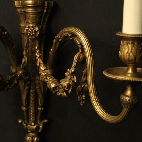 FRENCH PAIR OF GILDED BRONZE ANTIQUE WALL LIGHTS - ADDITIONAL PHOTO 8