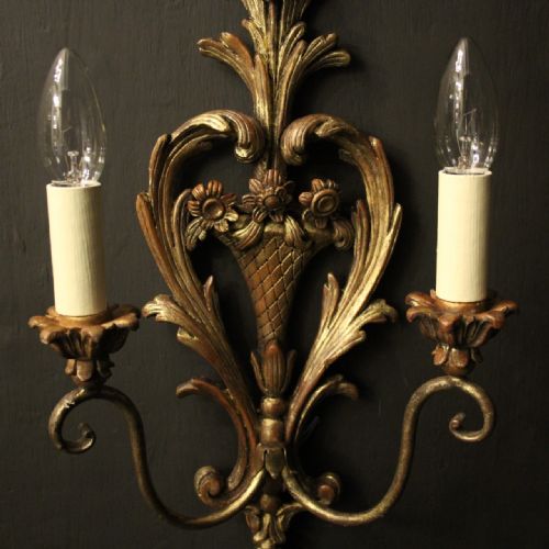 FRENCH PAIR OF POLYCHROME ANTIQUE WALL LIGHTS - ADDITIONAL PHOTO 3