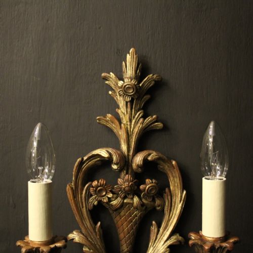 FRENCH PAIR OF POLYCHROME ANTIQUE WALL LIGHTS - ADDITIONAL PHOTO 4
