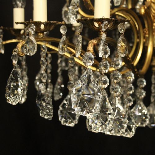 ITALIAN 18 LIGHT GILDED CRYSTAL ANTIQUE CHANDELIER - ADDITIONAL PHOTO 4