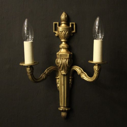 FRENCH PAIR OF GILDED ANTIQUE WALL LIGHTS - ADDITIONAL PHOTO 1