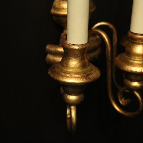 ITALIAN PAIR OF GILDED WOOD TRIPLE ARM WALL LIGHTS - ADDITIONAL PHOTO 7
