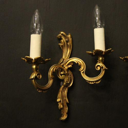 FRENCH PAIR OF GILDED TWIN ARM ANTIQUE WALL LIGHTS - ADDITIONAL PHOTO 1