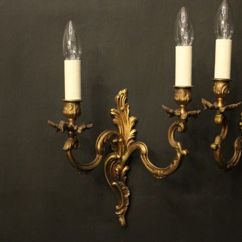 FRENCH PAIR OF GILDED ANTIQUE WALL LIGHTS - ADDITIONAL PHOTO 1