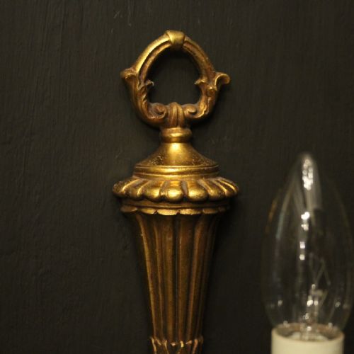 FRENCH PAIR OF GILDED BRONZE SINGLE ARM ANTIQUE WALL LIGHTS - ADDITIONAL PHOTO 3