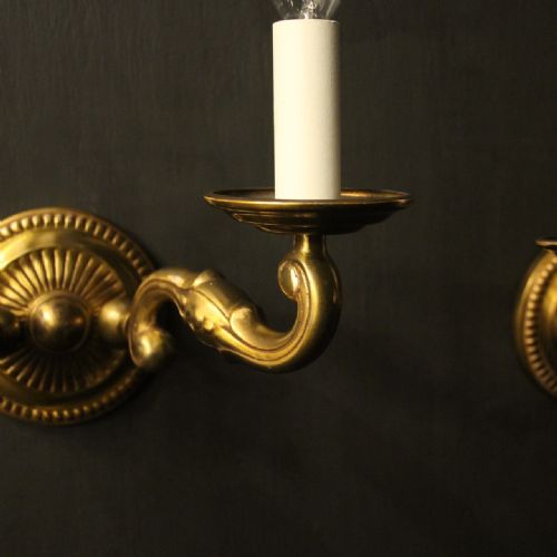 ENGLISH PAIR OF BRONZE ANTIQUE WALL LIGHTS - ADDITIONAL PHOTO 4