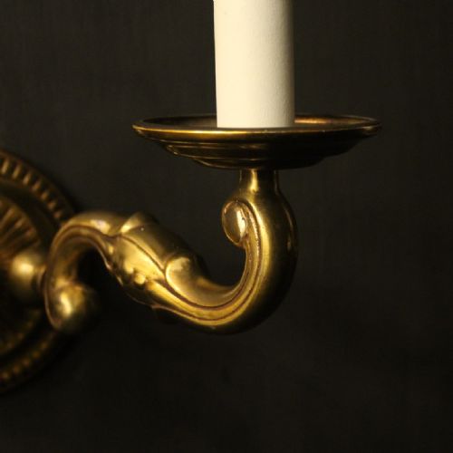 ENGLISH PAIR OF BRONZE ANTIQUE WALL LIGHTS - ADDITIONAL PHOTO 5