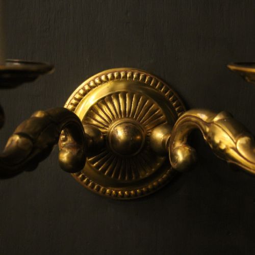 ENGLISH PAIR OF BRONZE ANTIQUE WALL LIGHTS - ADDITIONAL PHOTO 7