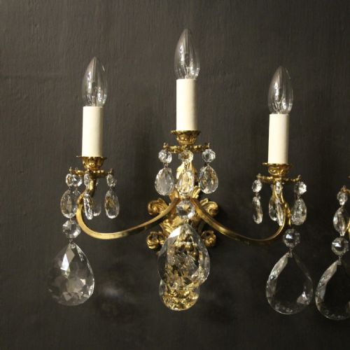 FRENCH PAIR OF GILDED BRONZE CRYSTAL TRIPLE ARM WALL LIGHTS - ADDITIONAL PHOTO 1