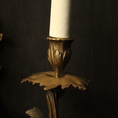 FRENCH PAIR OF BRONZE ANTIQUE WALL SCONCES - ADDITIONAL PHOTO 6