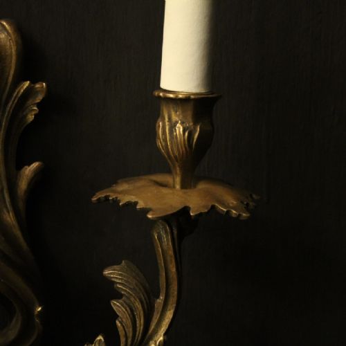 FRENCH PAIR OF BRONZE ANTIQUE WALL SCONCES - ADDITIONAL PHOTO 8