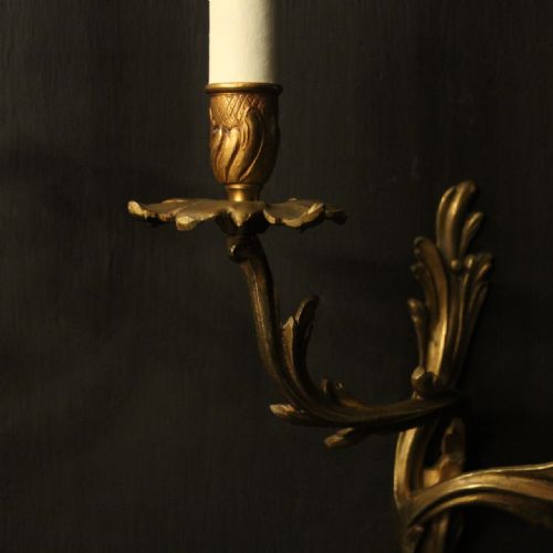 FRENCH PAIR OF GILDED BRASS ANTIQUE WALL LIGHTS - ADDITIONAL PHOTO 3